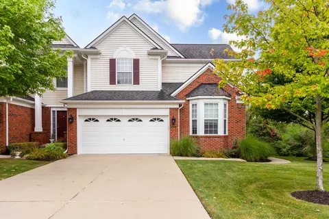 29319 Douglas Dr, Novi, MI 48377