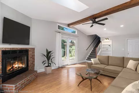 1224 Cherokee Ave, Royal Oak, MI 48067