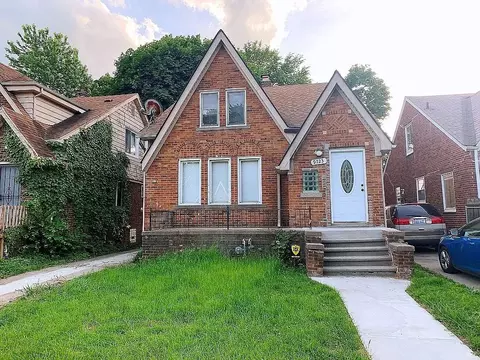 9723 Wayburn St, Detroit, MI 48224