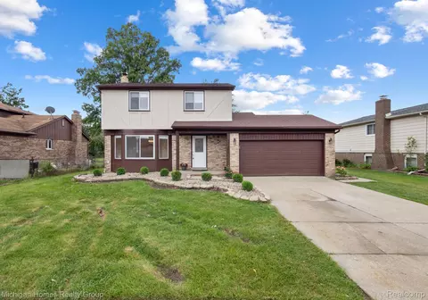 37363 Tericrest Dr, Sterling Heights, MI 48310