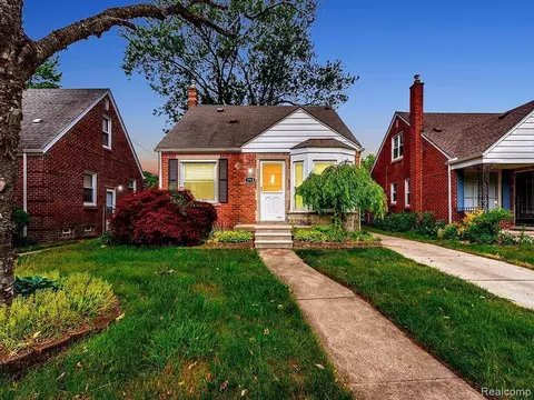 1713 Drexel St, Dearborn, MI 48128