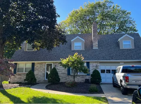 1574 Old Hickory Ln, St. Joseph, MI 49085