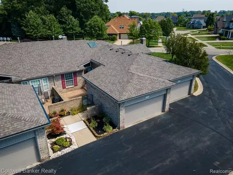 11341 Balsam Ct #254, Washington, MI 48094