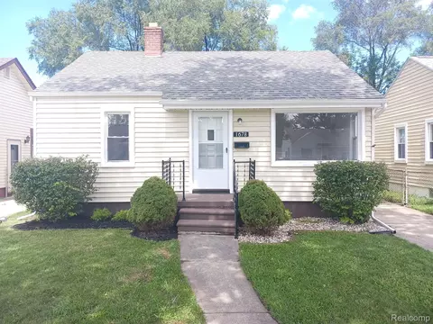 1678 Liberty Ave, Lincoln Park, MI 48146
