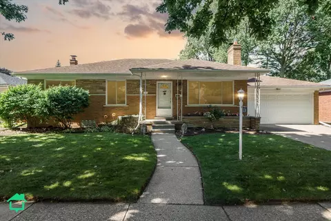 27319 La Rose Dr, Warren, MI 48093