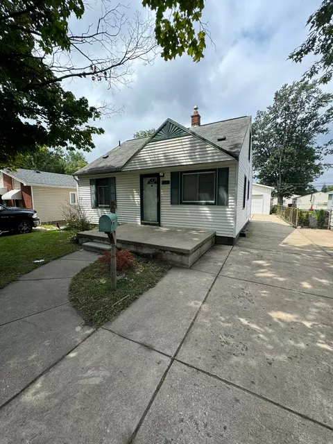 6046 Bailey St, Taylor, MI 48180