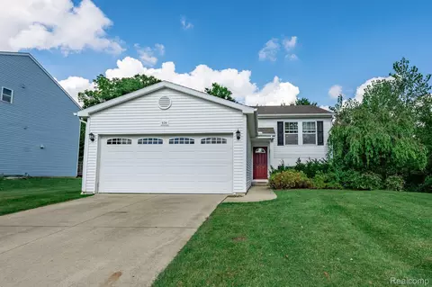 624 Hewitt St, Marion, MI 48843