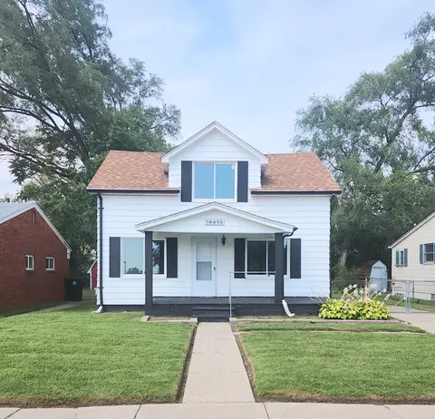 18855 Birmingham St, Roseville, MI 48066