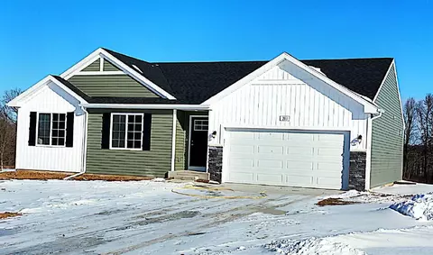 203 Linda Ln, Rose, MI 48350