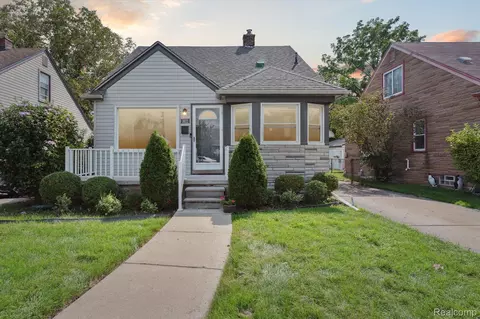 1621 Leblanc St, Lincoln Park, MI 48146