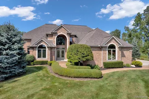 19555 32 Mile Rd, Armada, MI 48005