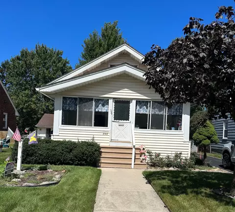 846 W Lewiston, Ferndale, MI 48220