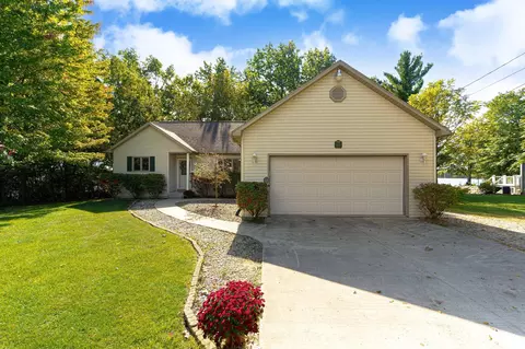 11280 Old Mt Morris Rd, Richfield, MI 48423