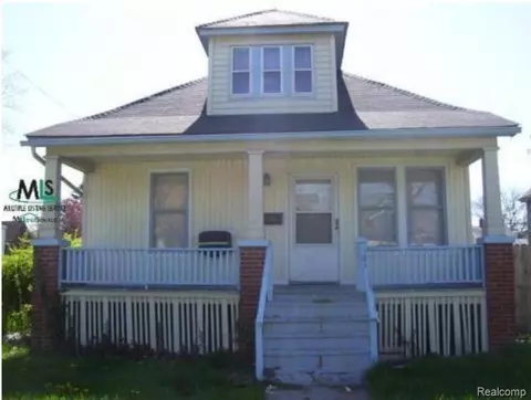 201 Ashland St, Detroit, MI 48215