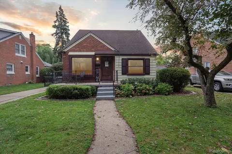 22855 Nona St, Dearborn, MI 48124