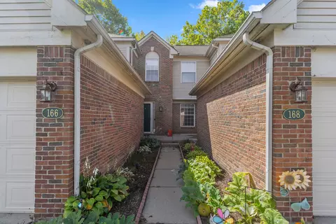 166 Legacy Park Cir, Dearborn Heights, MI 48127