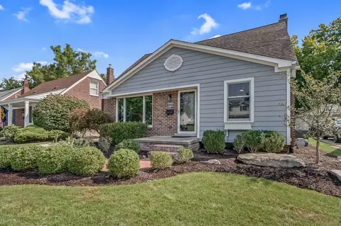 2220 N Vermont Ave, Royal Oak, MI 48073