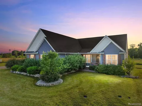 10442 S Cork Rd, Antrim, MI 48857