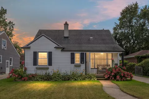 1339 Princeton Rd, Berkley, MI 48072