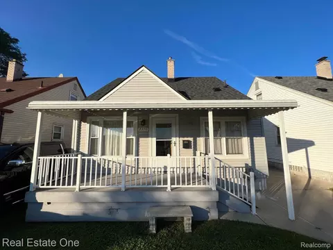 2370 Detroit Ave, Lincoln Park, MI 48146