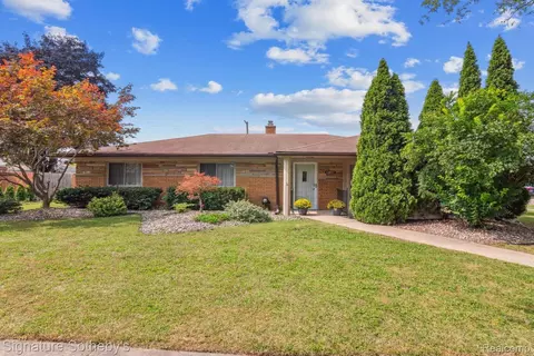 14857 Inkster Rd, Livonia, MI 48154
