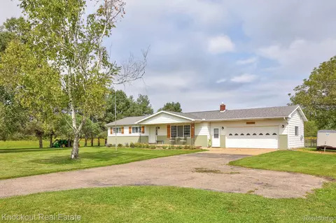 10863 Canada Rd, Birch Run, MI 48415