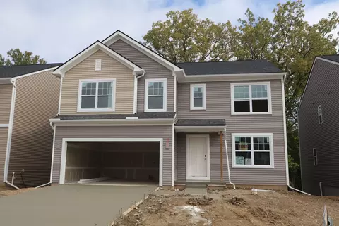 542 Lake Village Ave, Waterford, MI 48328