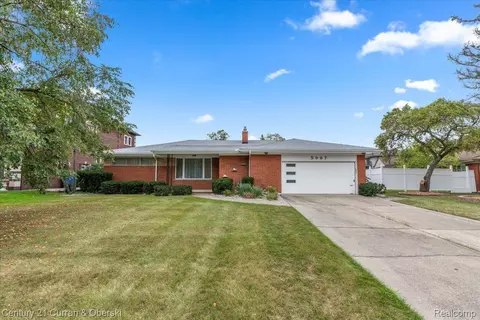 5987 Campus Dr, Dearborn Heights, MI 48127