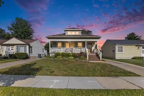 26098 Alger Blvd, Madison Heights, MI 48071
