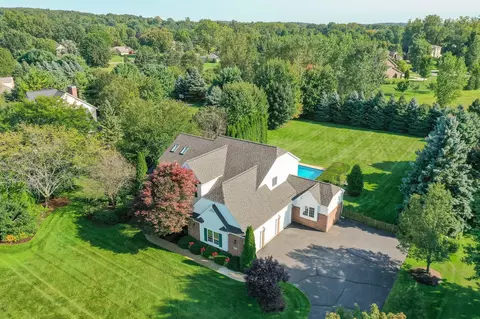 8435 Peaceful Vly, Springfield, MI 48348