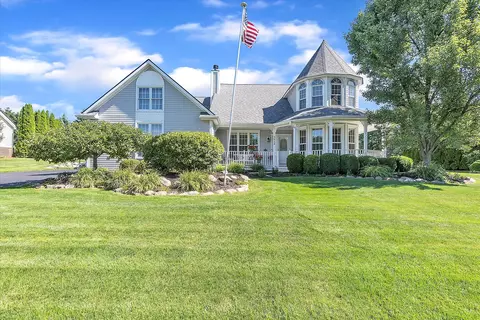3618 Lakewood Shores Dr, Genoa, MI 48843