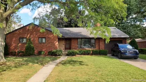 13540 Garfield, Redford, MI 48239