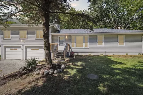 1391 Woodfield St, Orion, MI 48362