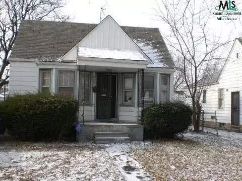 8237 Brace St, Detroit, MI 48228