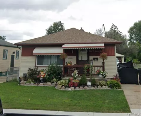 24893 Saxony Ave, Eastpointe, MI 48021