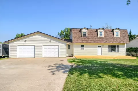 2403 E Reid Rd, Grand Blanc, MI 48439