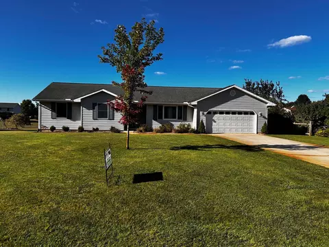 2039 Friar Tuck Cir, Raisin, MI 49286