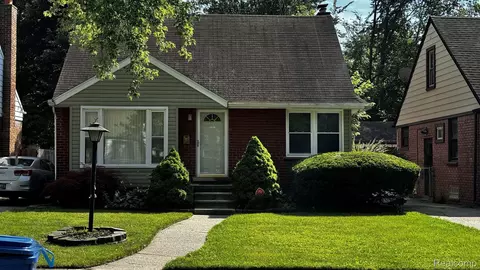 704 Fairwood St, Inkster, MI 48141