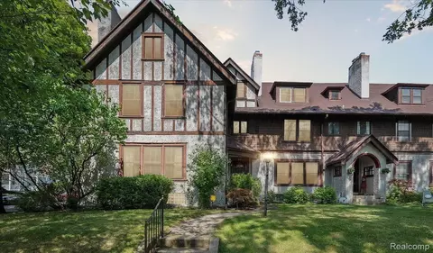 8101 Saint Paul St, Detroit, MI 48214