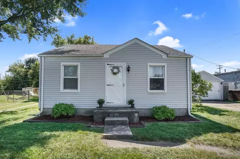 13640 Herbert Ave, Warren, MI 48089