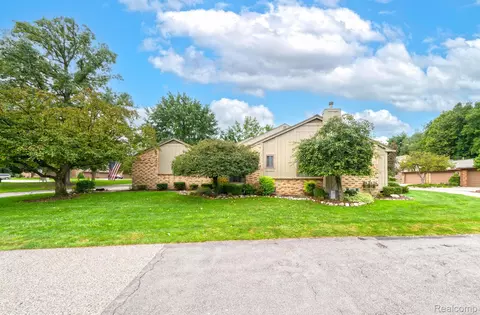 1822 Reis, Rochester Hills, MI 48309