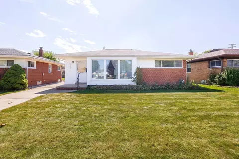 13079 Edison St, Southgate, MI 48195