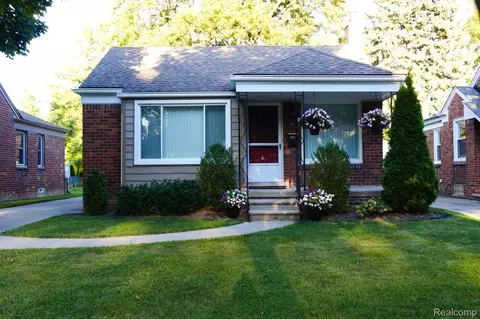 3751 Pardee Ave, Dearborn, MI 48124