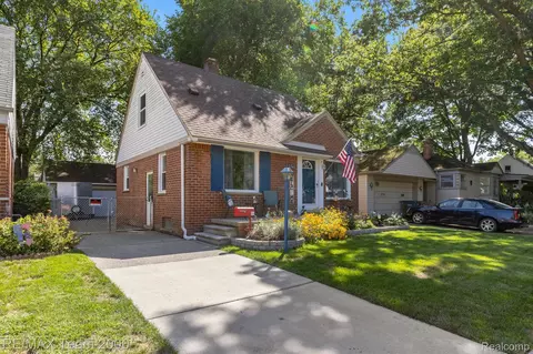 2741 Boldt St, Dearborn, MI 48124
