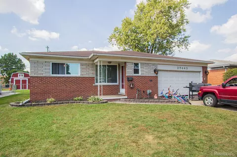 27443 Shackett Ave, Warren, MI 48093
