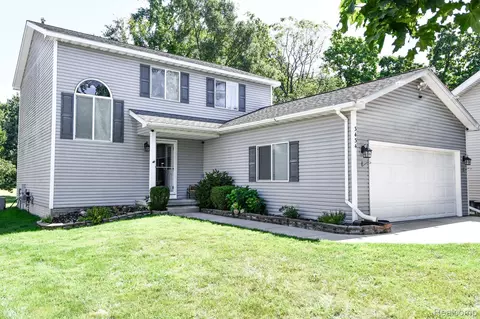 3434 Meinrad Dr, Waterford, MI 48329