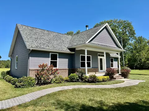 6162 Smiths Creek Rd, Kimball, MI 48074