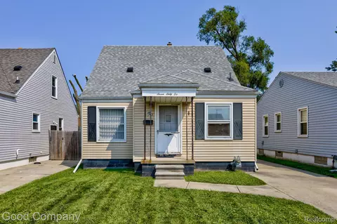 762 Mill St, Lincoln Park, MI 48146