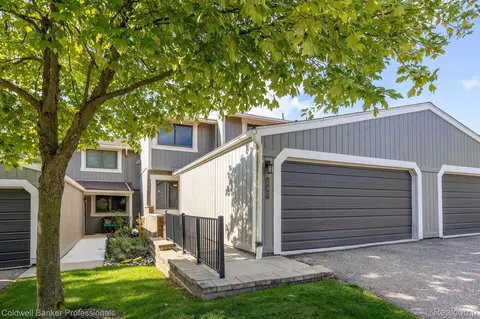 840 Yorktown, Northville, MI 48167