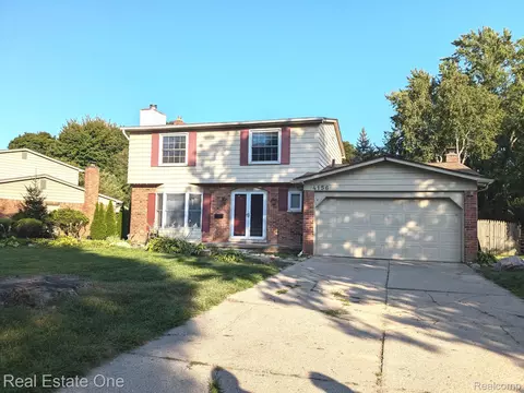 4156 Allegheny Dr, Troy, MI 48085